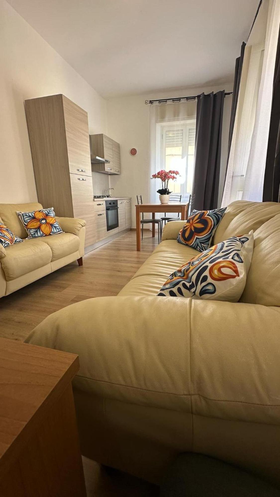 Apartament Davide'S Sardinian Escape - Centro Storico-5Min Di Auto Dal Mare Siniscola Zewnętrze zdjęcie